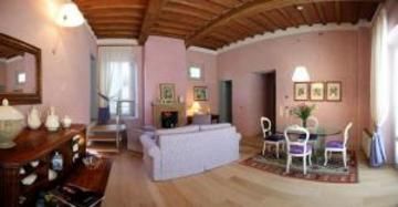 Villa I Giullari