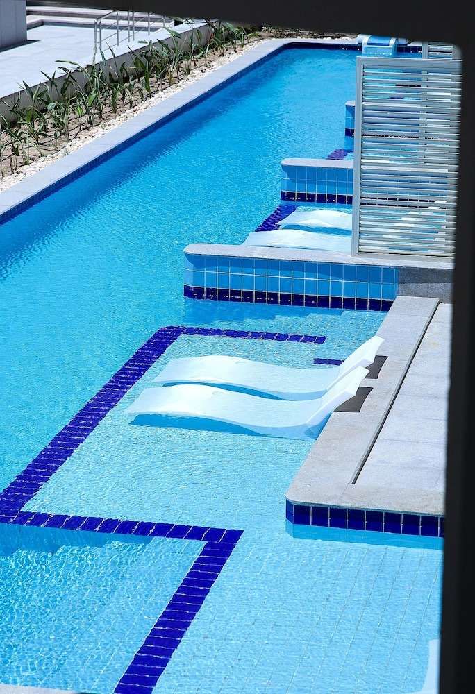 SRNTY Sahl Hasheesh