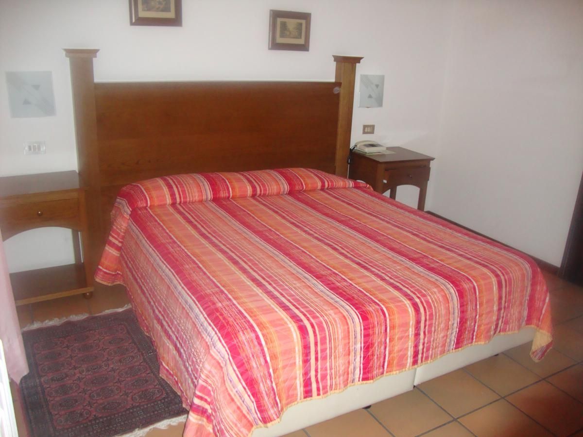 Cristal Hotel