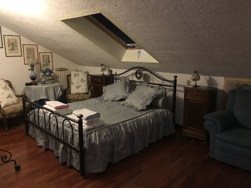 Bed And Breakfast La Gatta E IL Glicine