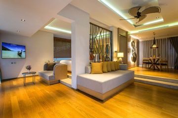 Crest Resort & Pool Villas