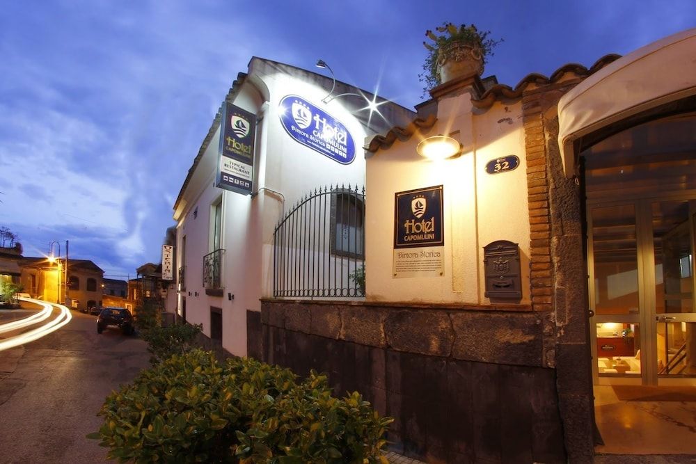 Hotel Capomulini Historical House