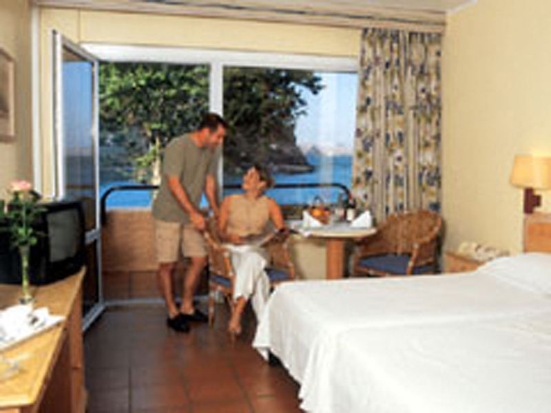 Baía Madeira Hotel