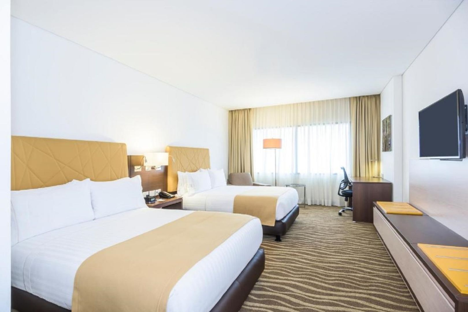 Holiday Inn Express & Suites Bogota Zona Financiera