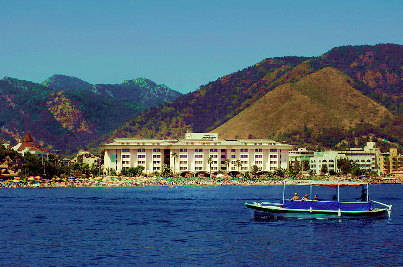 Munamar Beach Hotel & Munamar Beach Residence