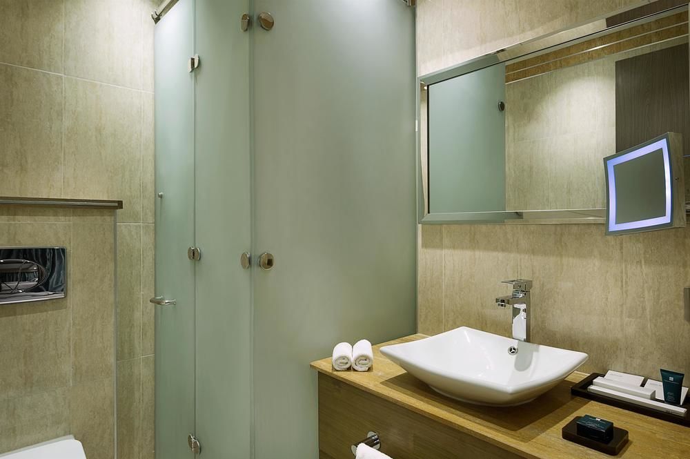 Wyndham Doha West Bay