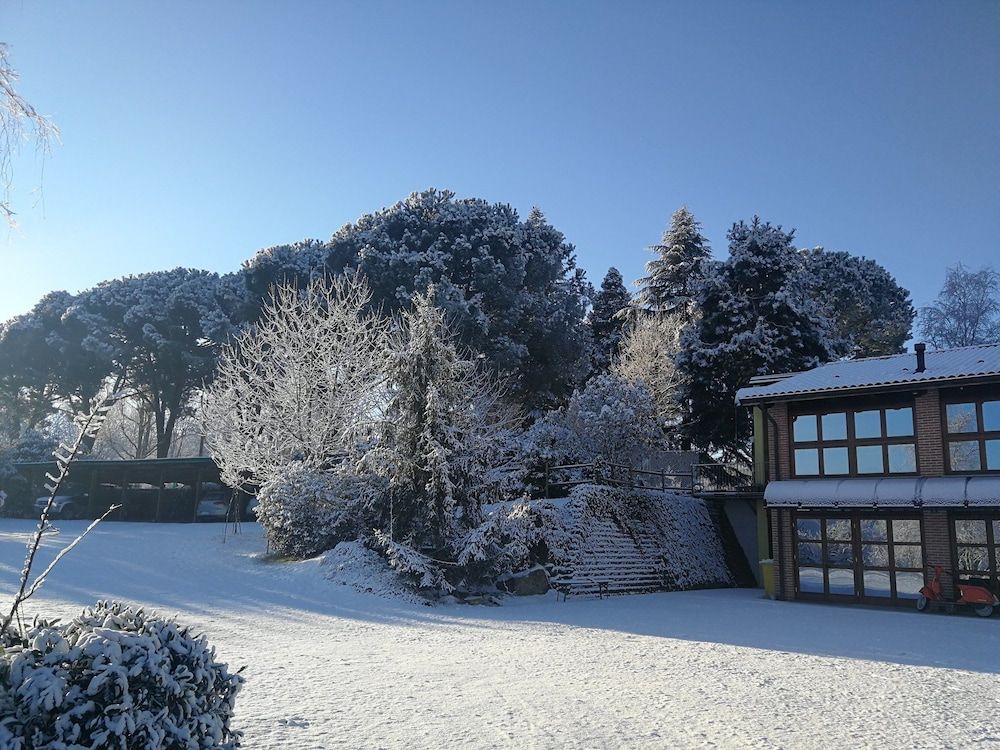 Agriturismo Tra Serra E Lago