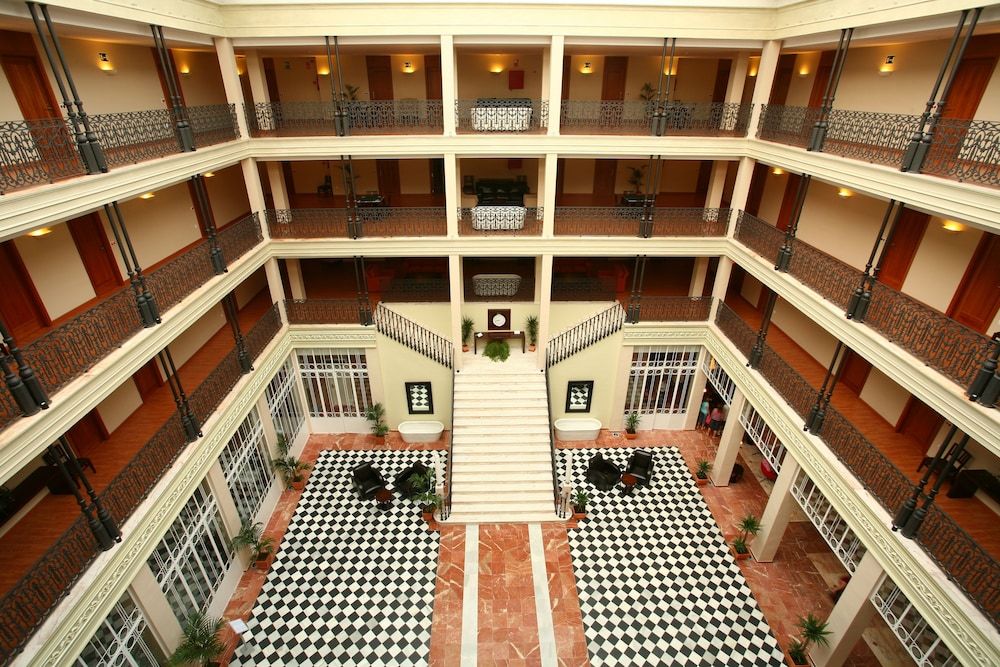 Gran Hotel Aqualange
