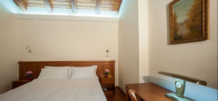 Hotel Flora