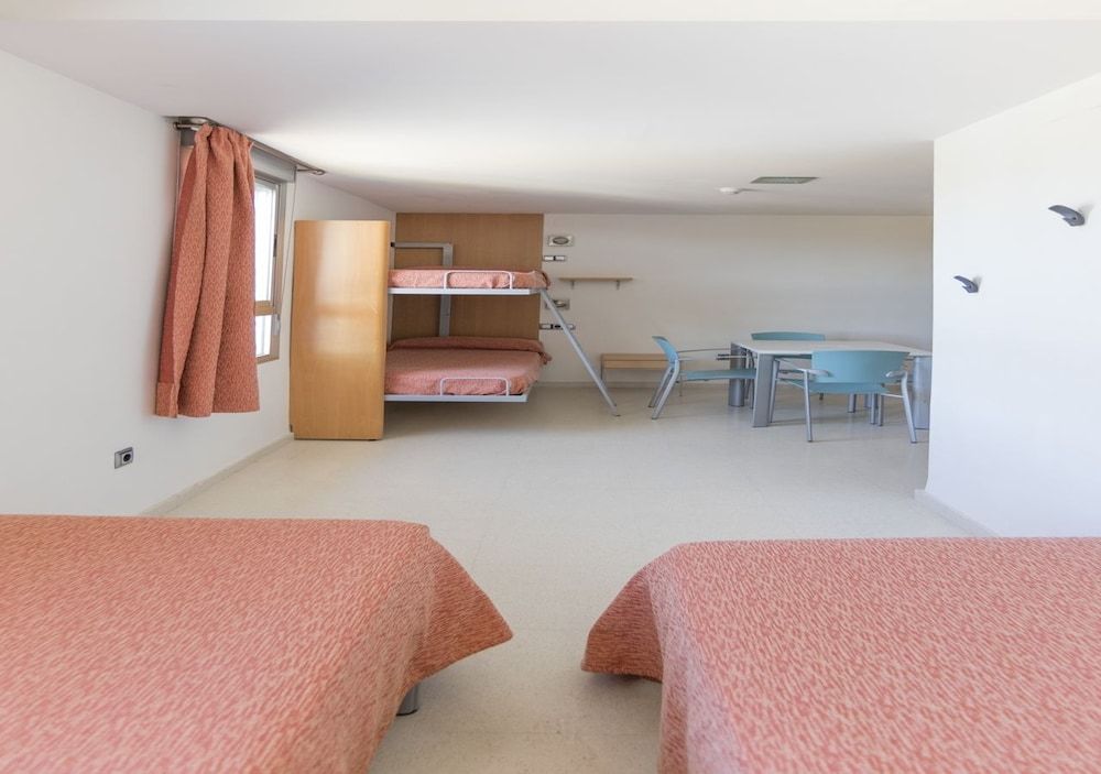 Albergue Inturjoven Constantina