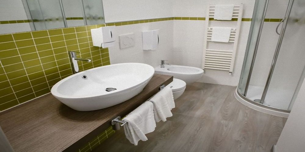 Up & Down Rooms