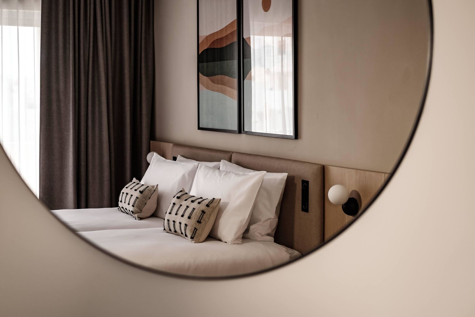 Strand Suites by Neu Collective