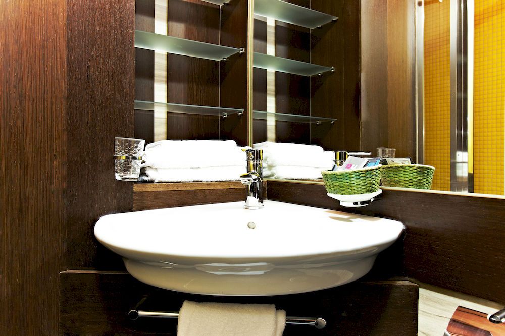 Centric Aparthotel