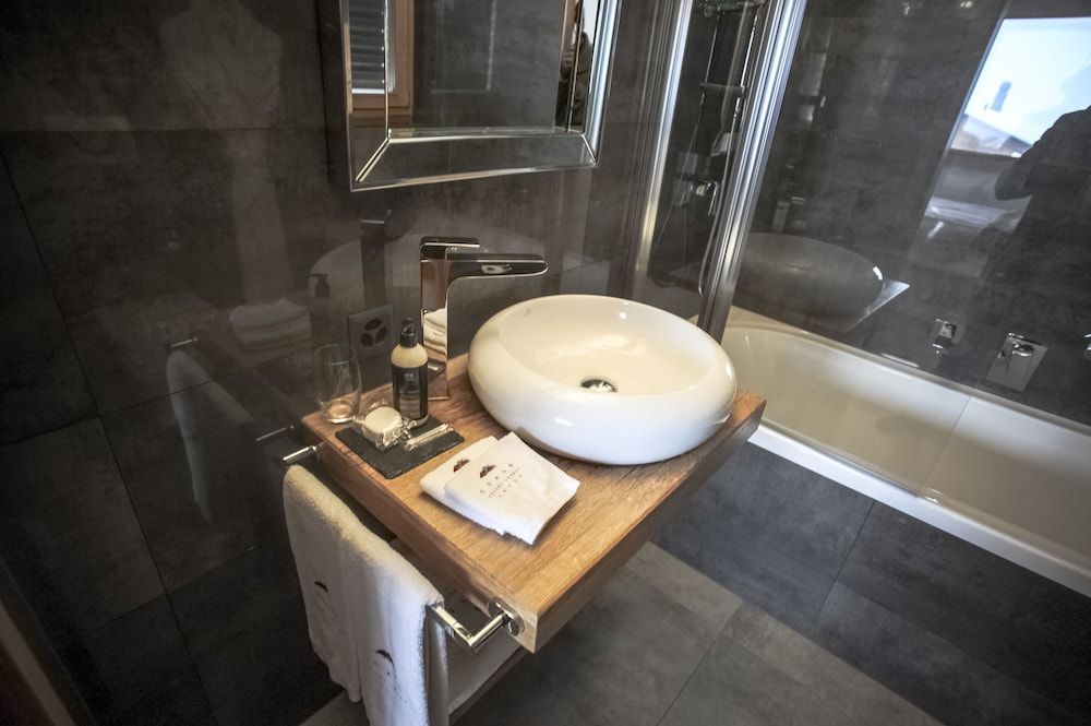 Crans Luxury Lodges