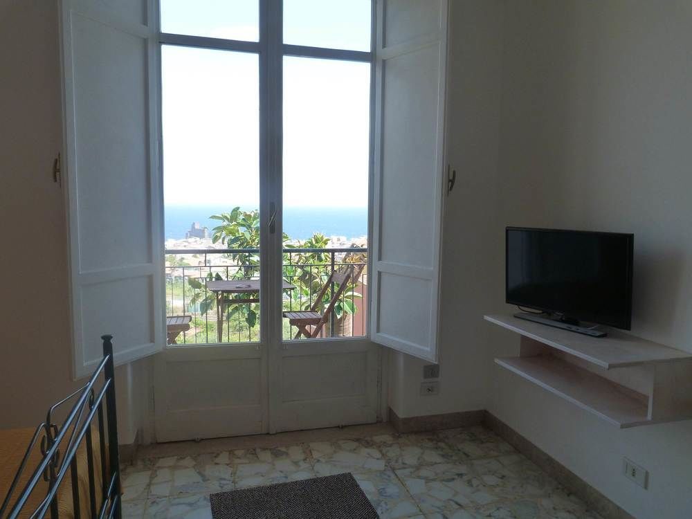 Pupi Catania Etna B&B