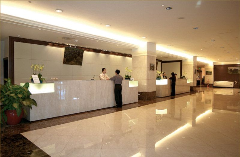 Evergreen Plaza Hotel