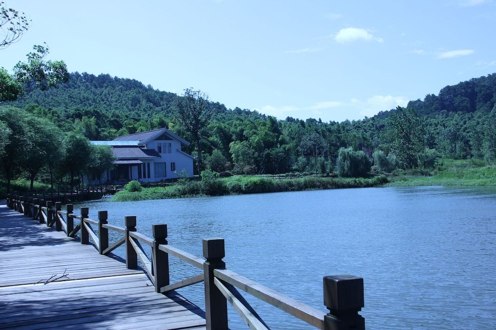 Peninsula Hotel Pingtian