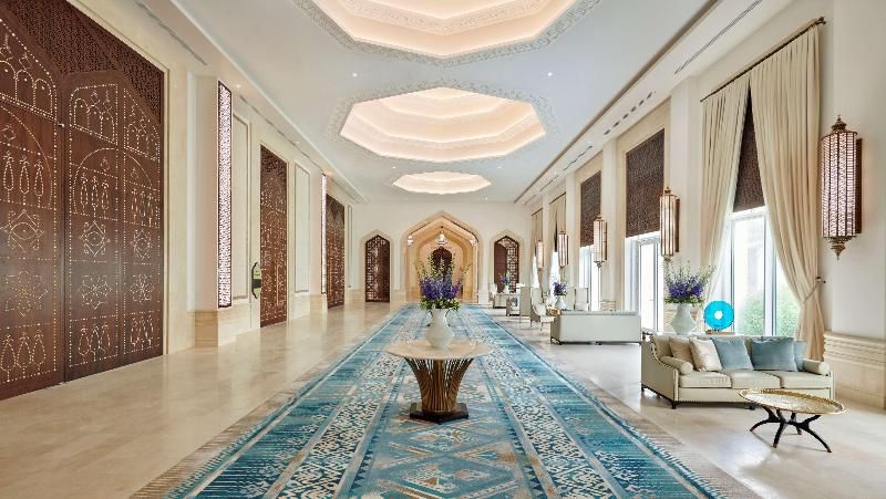 Hilton Salwa Beach Resort & Villas