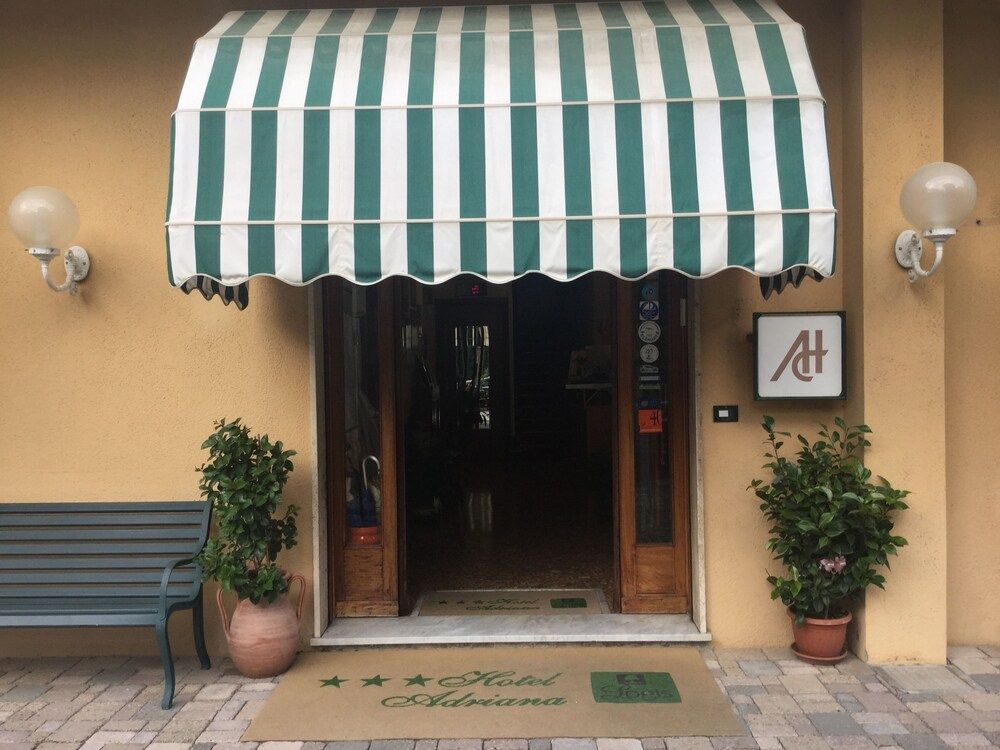 Hotel Adriana