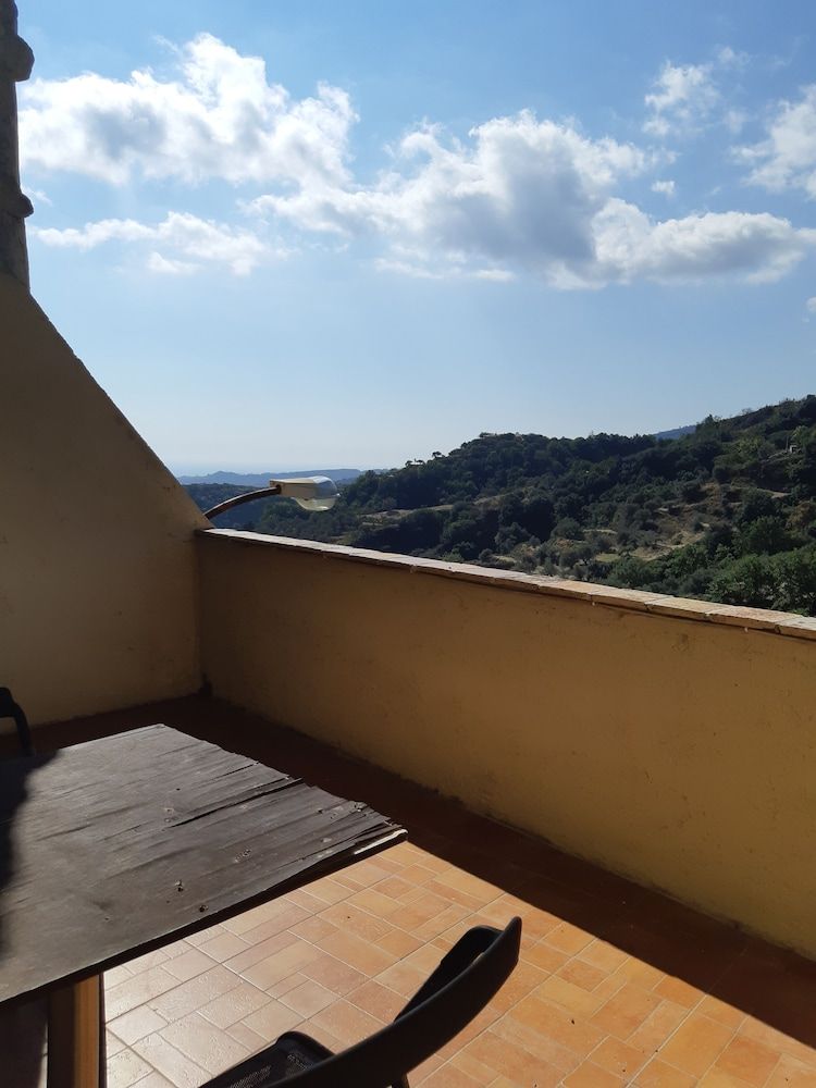 B & B Stillachiara