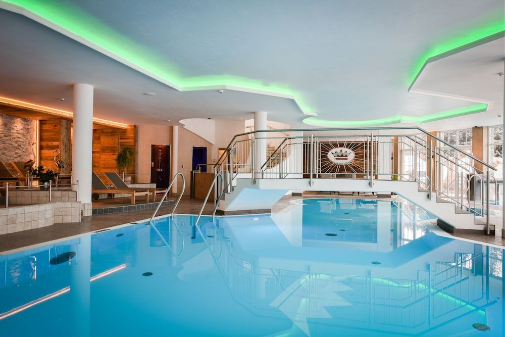 Wellness Schloss Panorama Royal