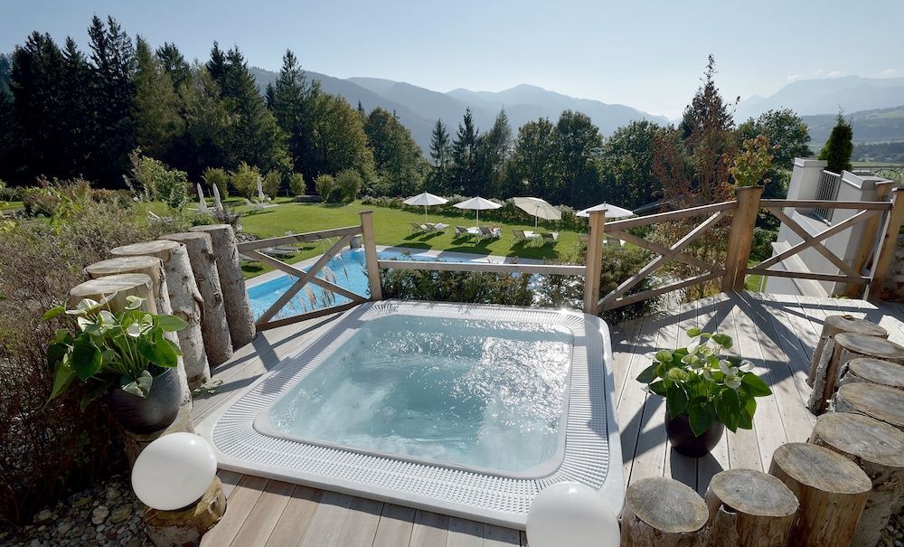 Wellness Schloss Panorama Royal