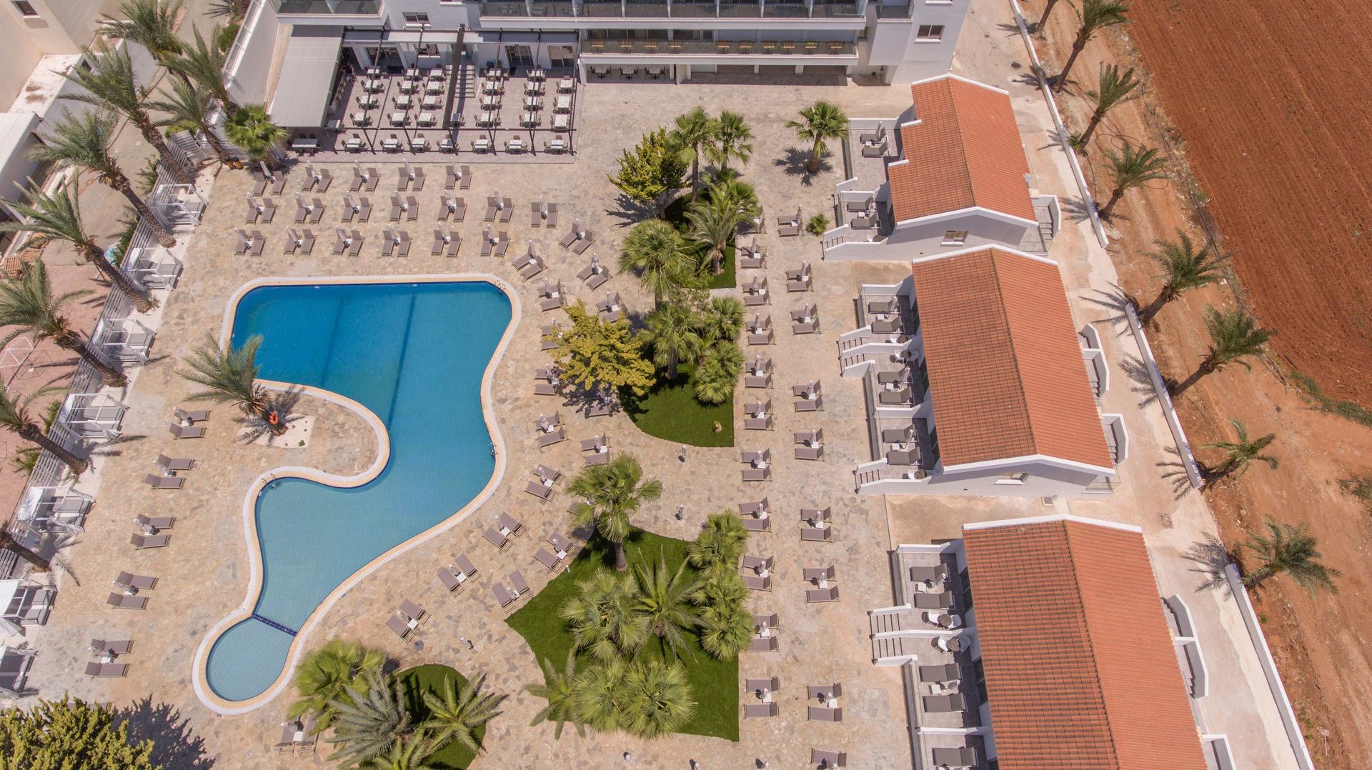 Bohemian Gardens Hotel