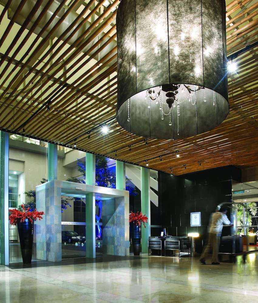 Hotel Maya Kuala Lumpur
