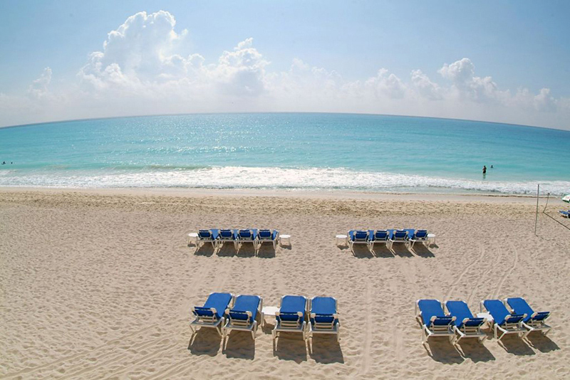 GR Solaris Cancun