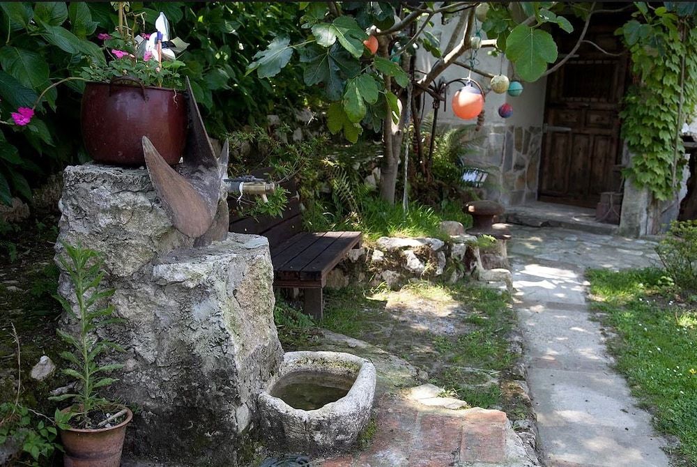Fuente De Las Anjanas