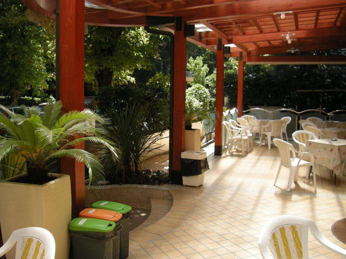 Hotel Metron