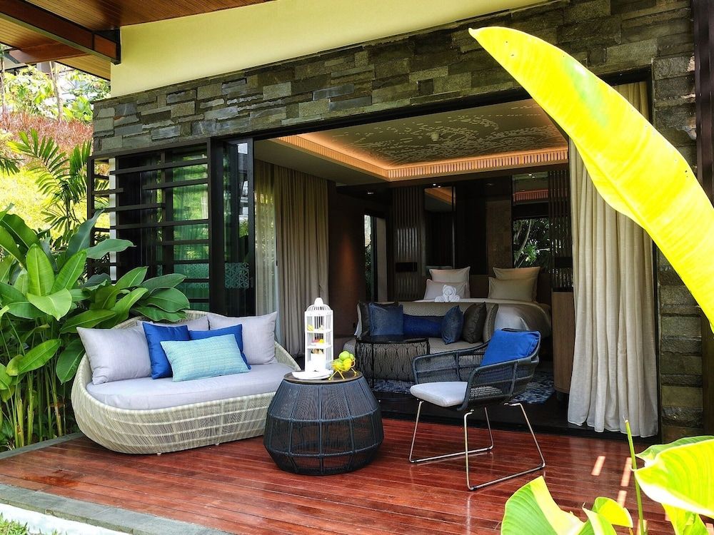 Pullman Ciawi Vimala Hills Resort Spa & Convention Hotel