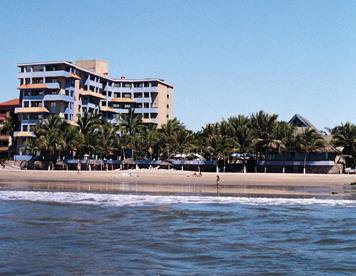 Luna Palace Hotel & Suites