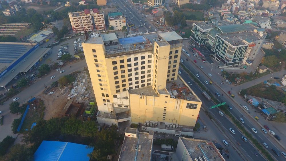 Holiday Inn Chandigarh Zirakpur