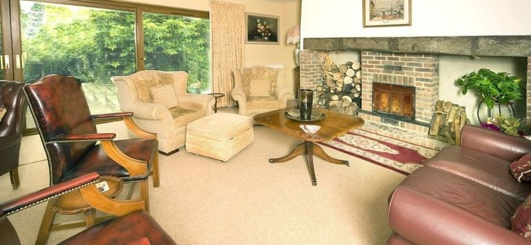 Tovey Lodge