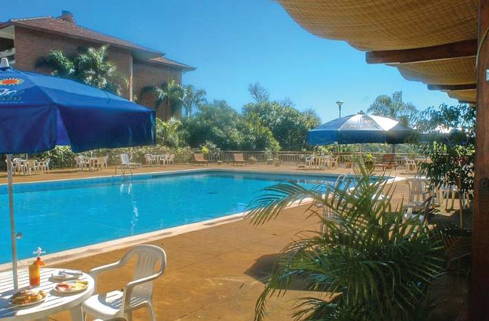 Raíces Esturión Hotel
