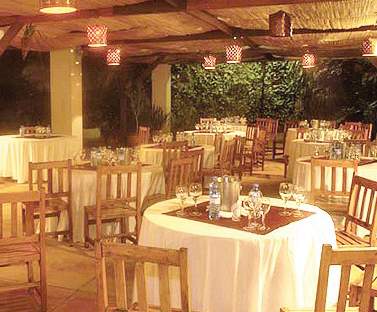 Raíces Esturión Hotel