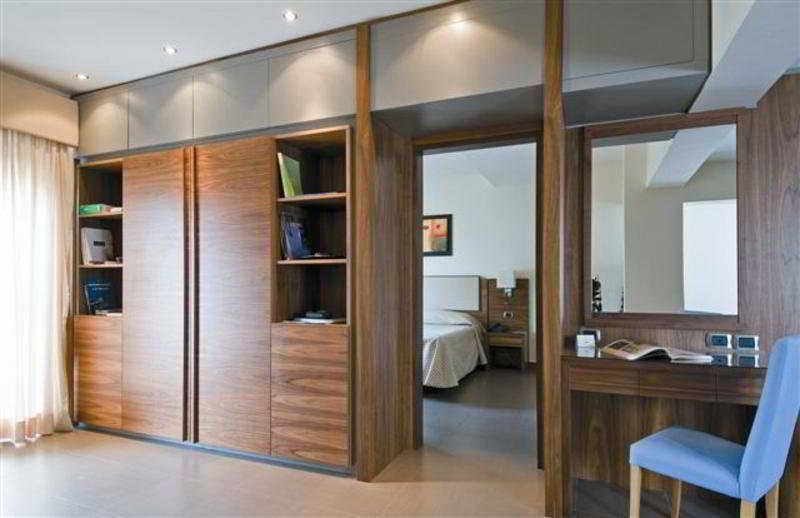 Suites & Residence Hotel