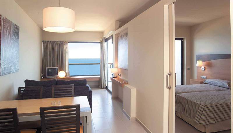 FERGUS Cap Roig