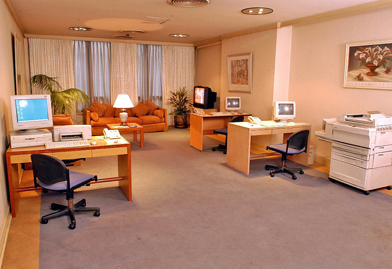 818 Suites