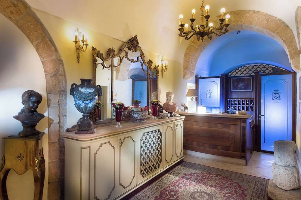 Hotel Akropolis