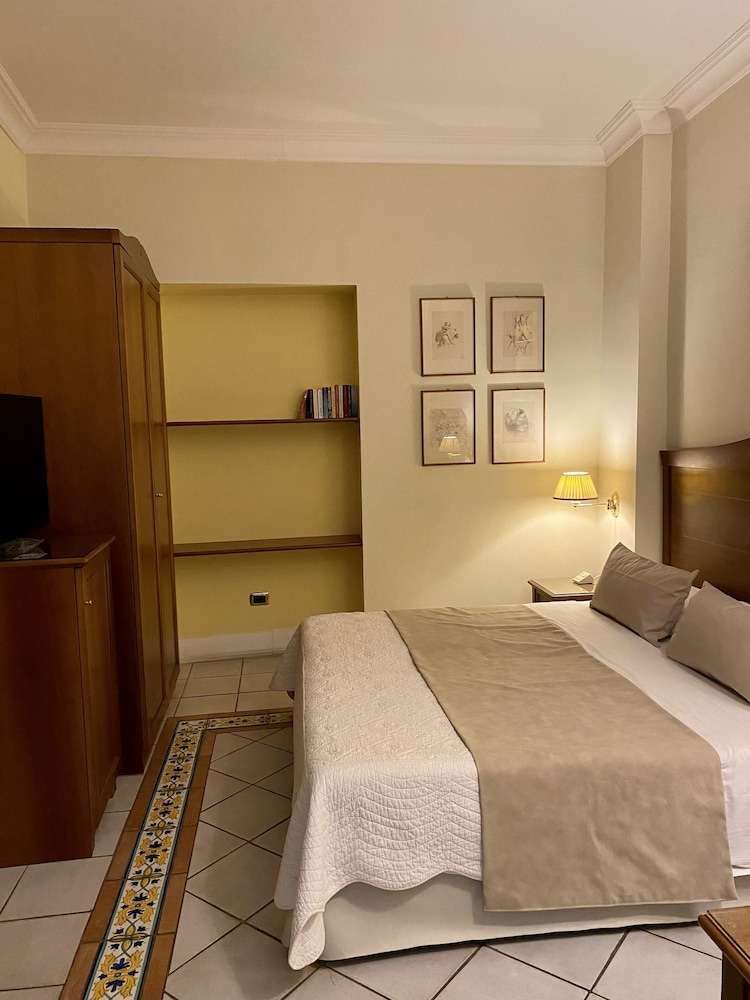 Hotel Akropolis