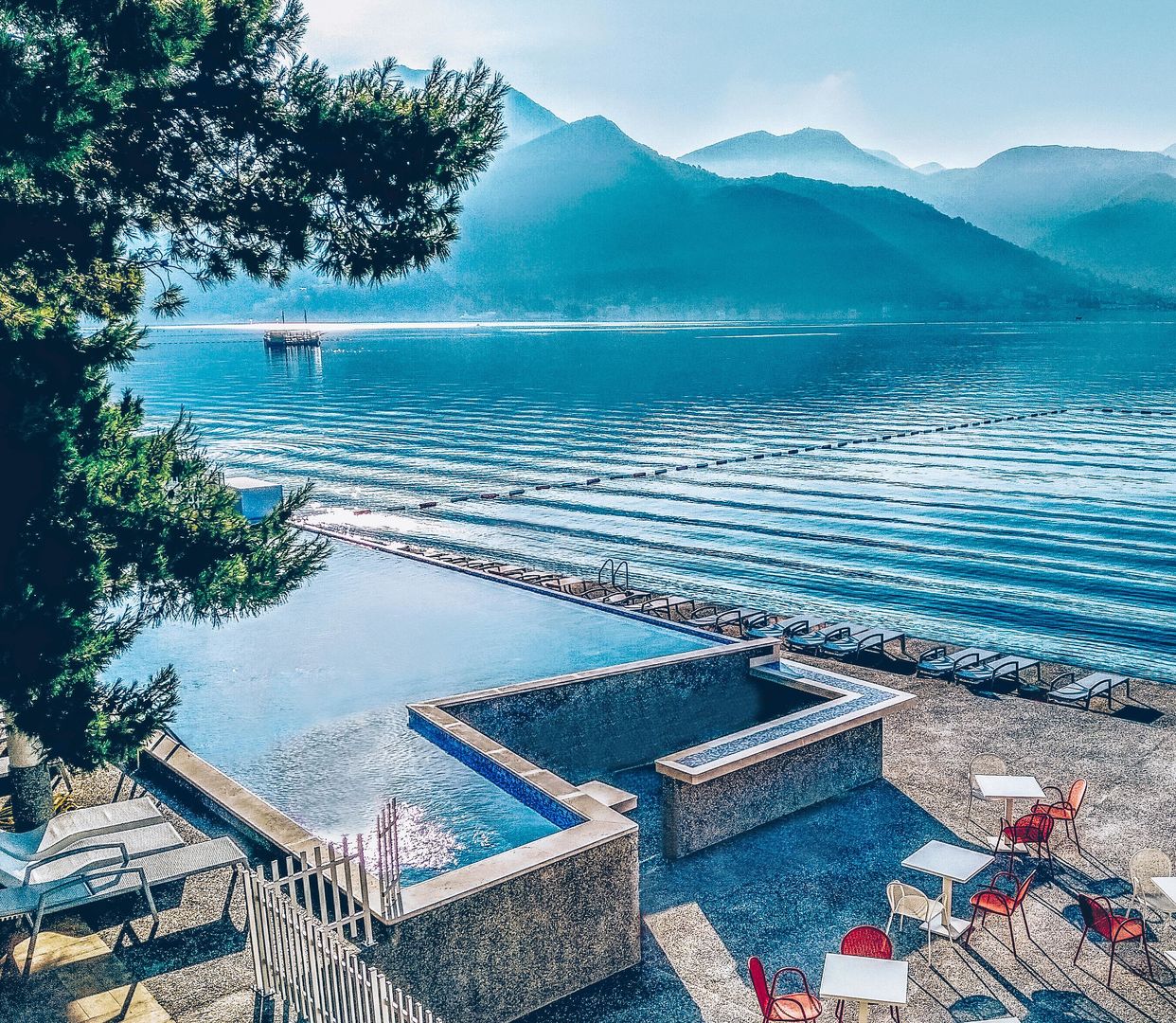 Carine Hotel Delfin