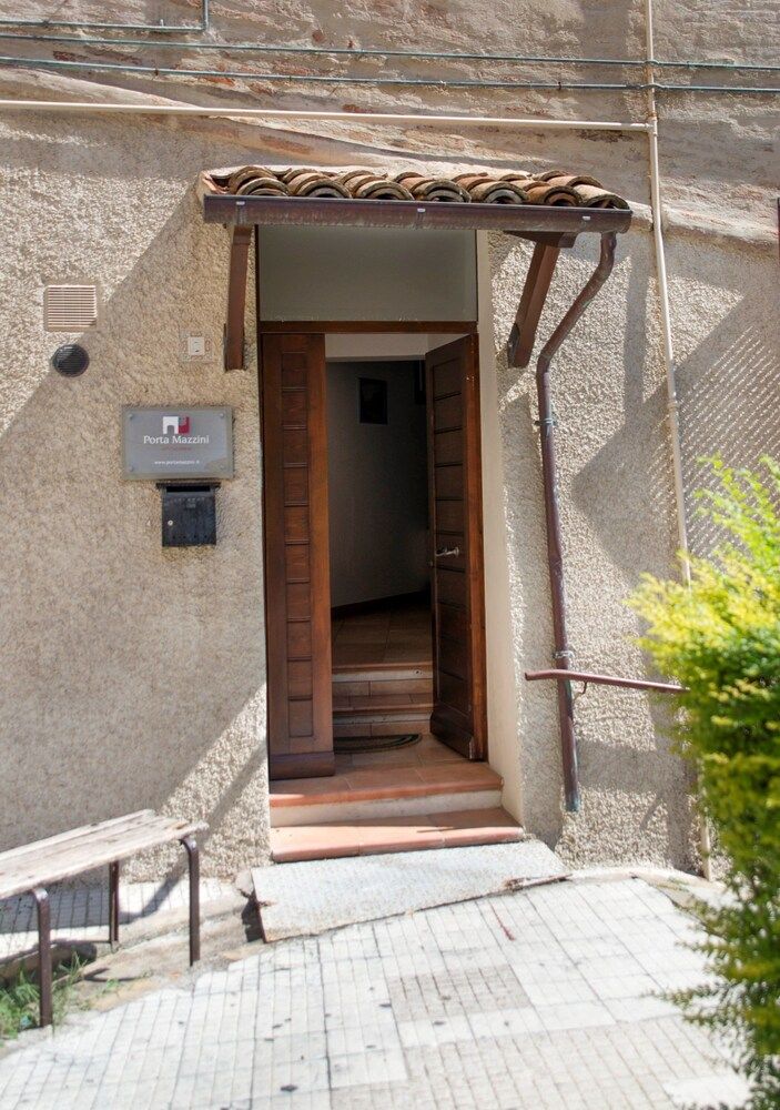 Porta Mazzini
