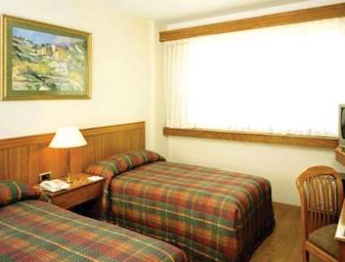 Carlton Hotel
