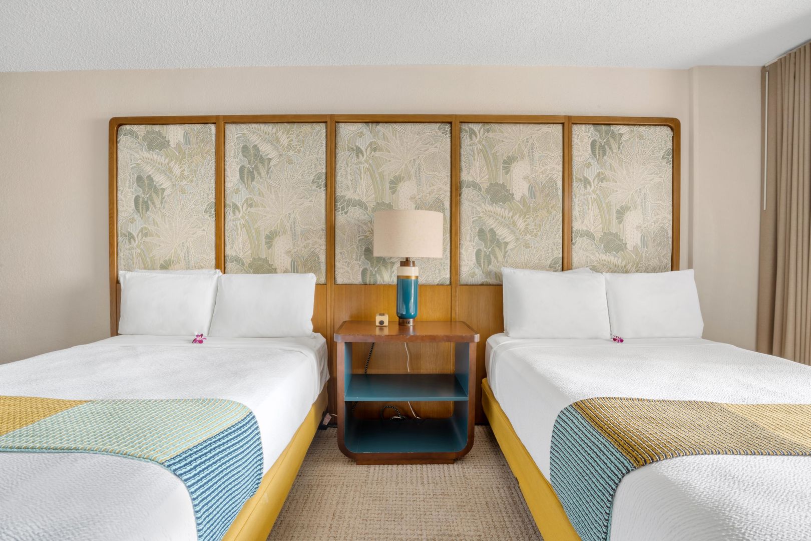 White Sands Hotel