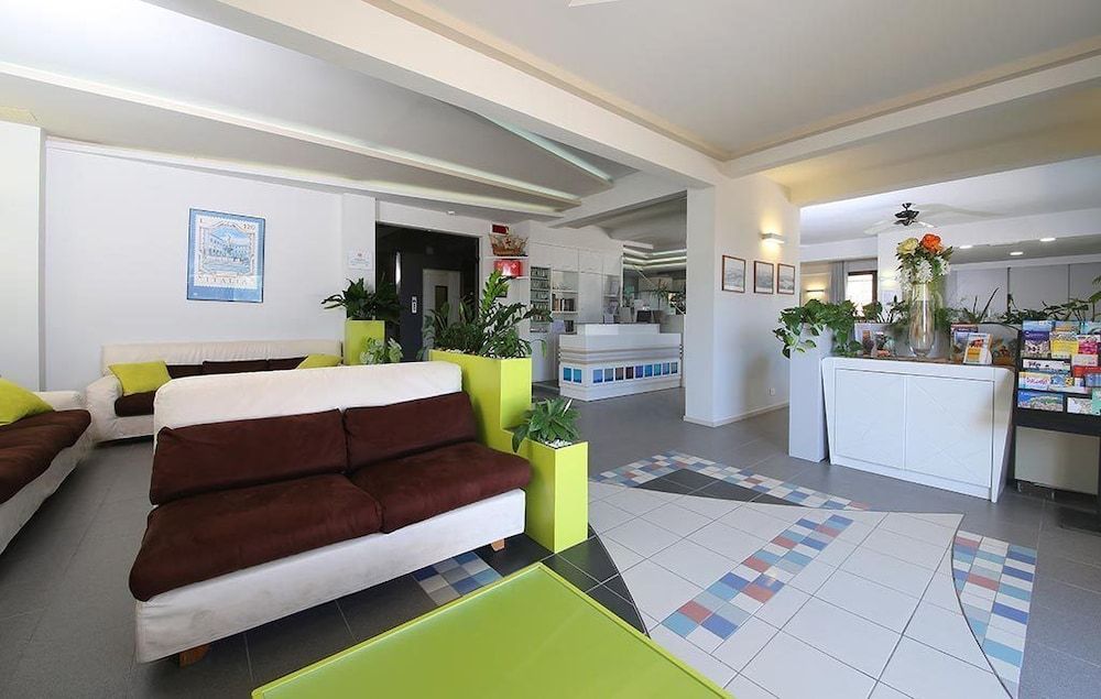 Art Hotel Caravel