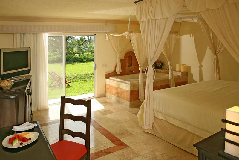 Hotel El Dorado Seaside Suites