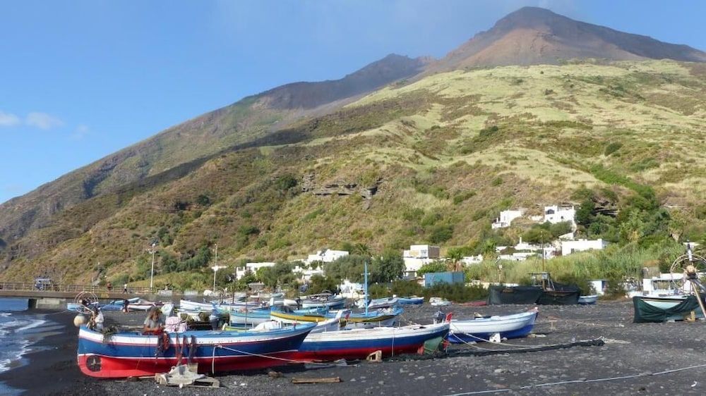 Il Vulcano A Piedi