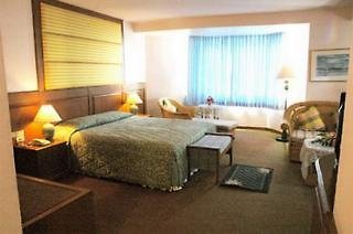 Gateway Hotel